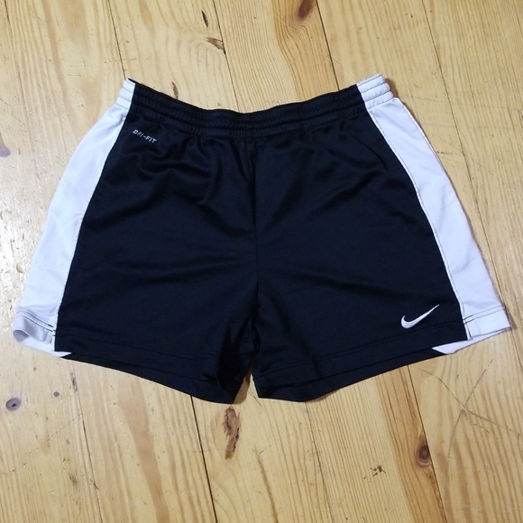 Nike Pants - Nike dri-fit shorts